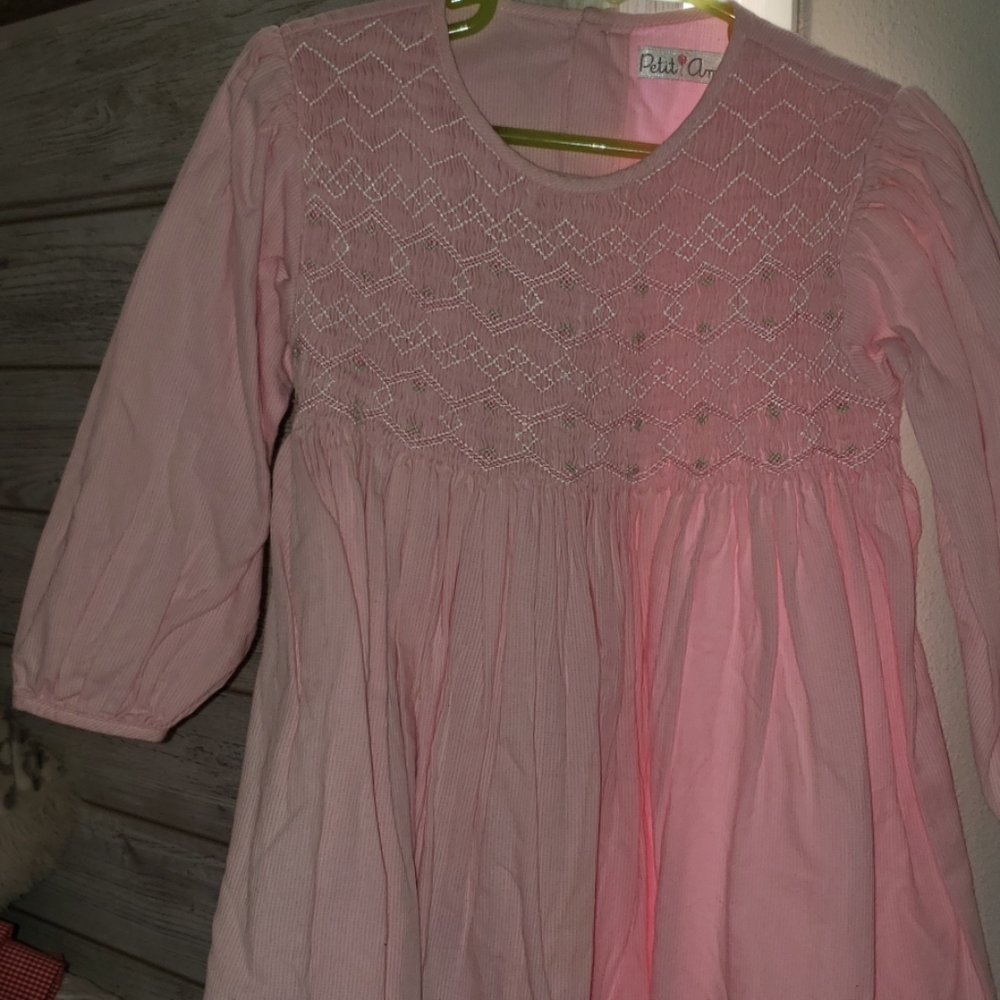 Girls dress